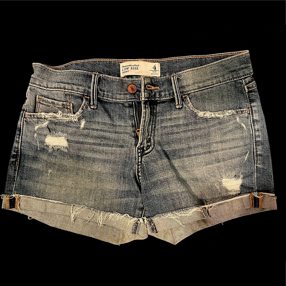 Jean shorts. Abercrombie. Size 4